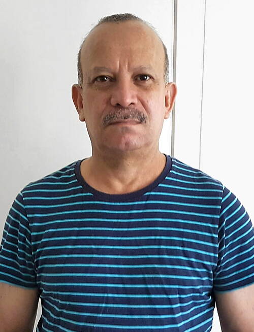 Carlos Crúz Carlos Crúz